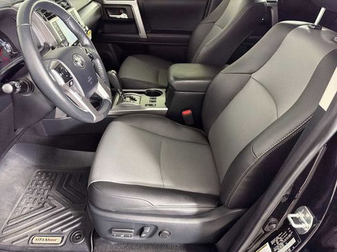 Used 2023 Toyota 4Runner SR5 Premium w/ Moonroof Package image 7