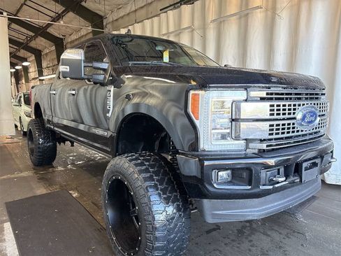 Used 2019 Ford F350 Platinum w/ Platinum Ultimate Package AWD/4WD image 1