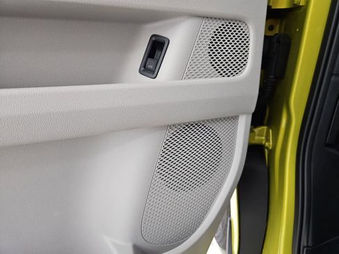 New 2025 Volkswagen ID. Buzz Pro S Plus image 32
