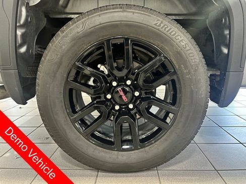 New 2026 GMC Sierra 1500 Elevation image 9