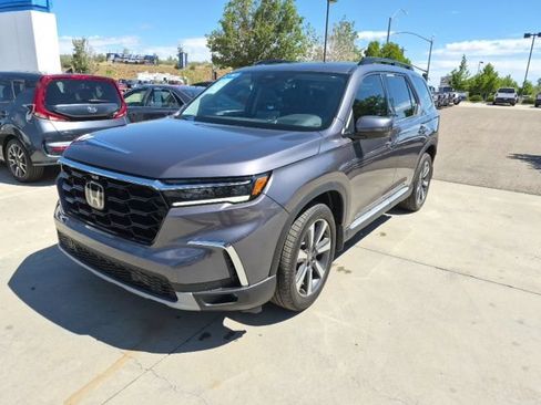 Certified 2023 Honda Pilot Elite image 1