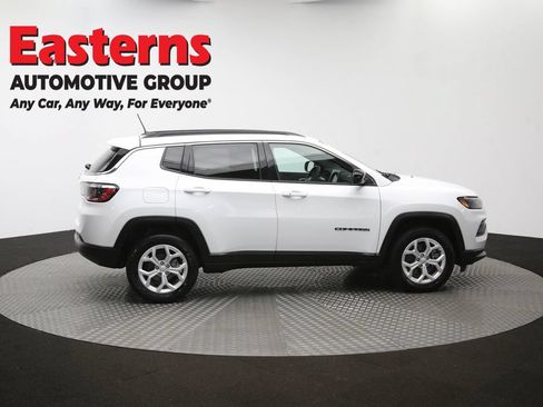 Used 2024 Jeep Compass Latitude AWD/4WD image 39