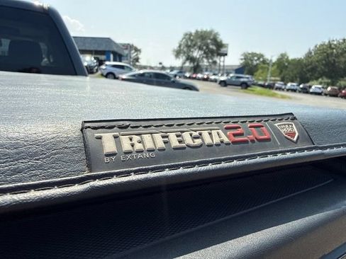Used 2018 GMC Sierra 1500 Denali w/ Denali Ultimate Package AWD/4WD image 31