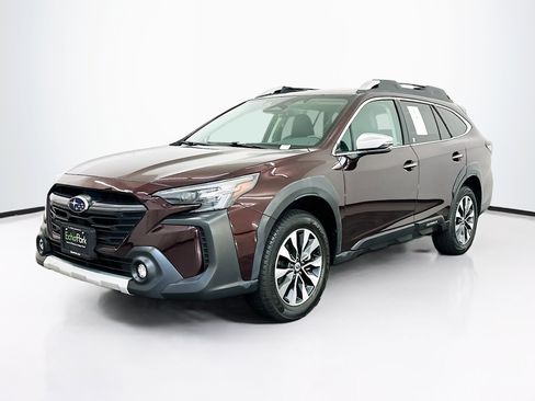 Used 2024 Subaru Outback Touring XT AWD/4WD image 3