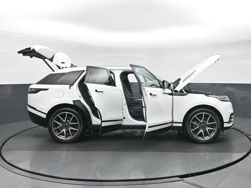 Used 2023 Land Rover Range Rover Velar R-Dynamic S AWD/4WD image 42