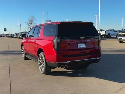 New 2026 Chevrolet Suburban High Country RWD image 2