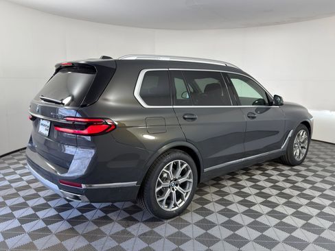 New 2026 BMW X7 xDrive40i image 7