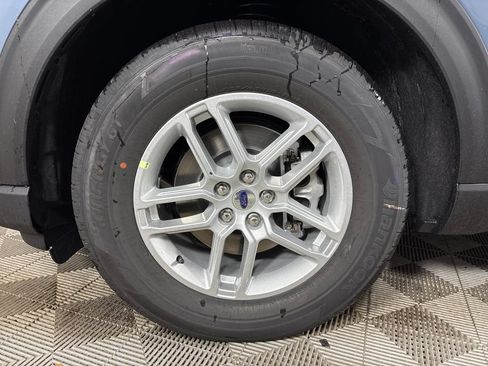 New 2026 Ford Explorer Active RWD image 13