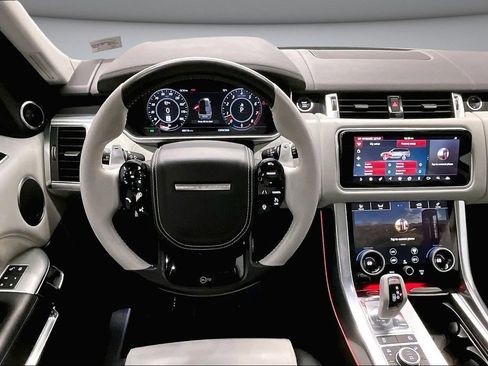Used 2020 Land Rover Range Rover Sport SVR image 8
