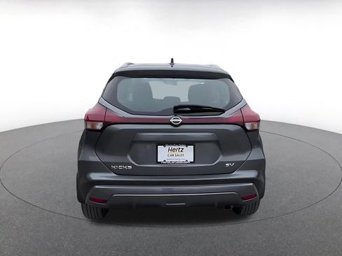 Used 2024 Nissan Kicks SV image 12