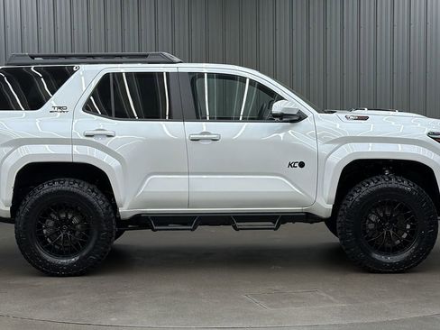 Used 2025 Toyota 4Runner TRD Sport Premium AWD/4WD image 6