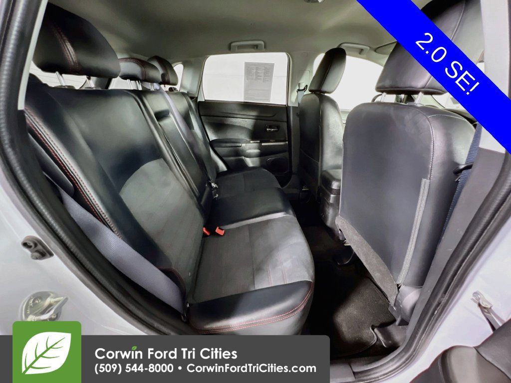 Used 2025 Mitsubishi Outlander Sport AWD image 15