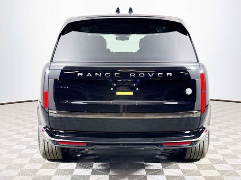 New 2026 Land Rover Range Rover SV image 6