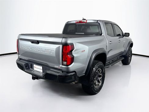 Used 2025 Chevrolet Colorado ZR2 w/ Technology Package image 11