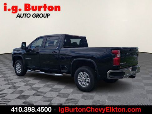 New 2026 Chevrolet Silverado 2500 ZR2 w/ LPO, Dark Essentials Package AWD/4WD image 3