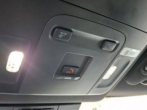 Certified 2025 Toyota Camry SE image 24