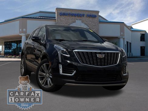 Used 2025 Cadillac XT5 Premium Luxury FWD image 1