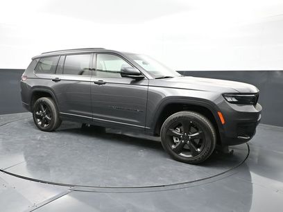New 2025 Jeep Grand Cherokee L Laredo