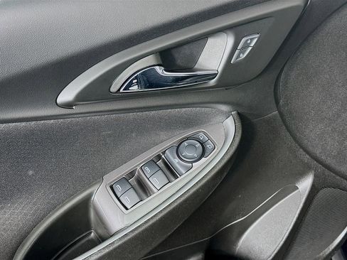 Used 2023 Chevrolet Malibu LT image 25