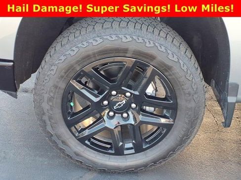 Used 2025 Chevrolet Silverado 1500 LT Trail Boss w/ Convenience Package II AWD/4WD image 31