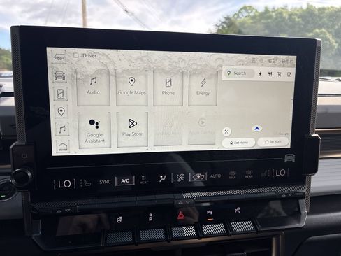 Used 2024 GMC Hummer EV 2X w/ LPO, Illumination Package AWD/4WD image 16