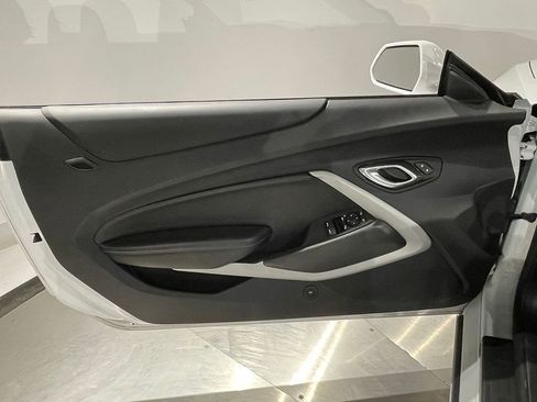 Used 2023 Chevrolet Camaro SS image 46