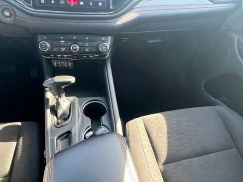 Used 2025 Dodge Durango GT image 35