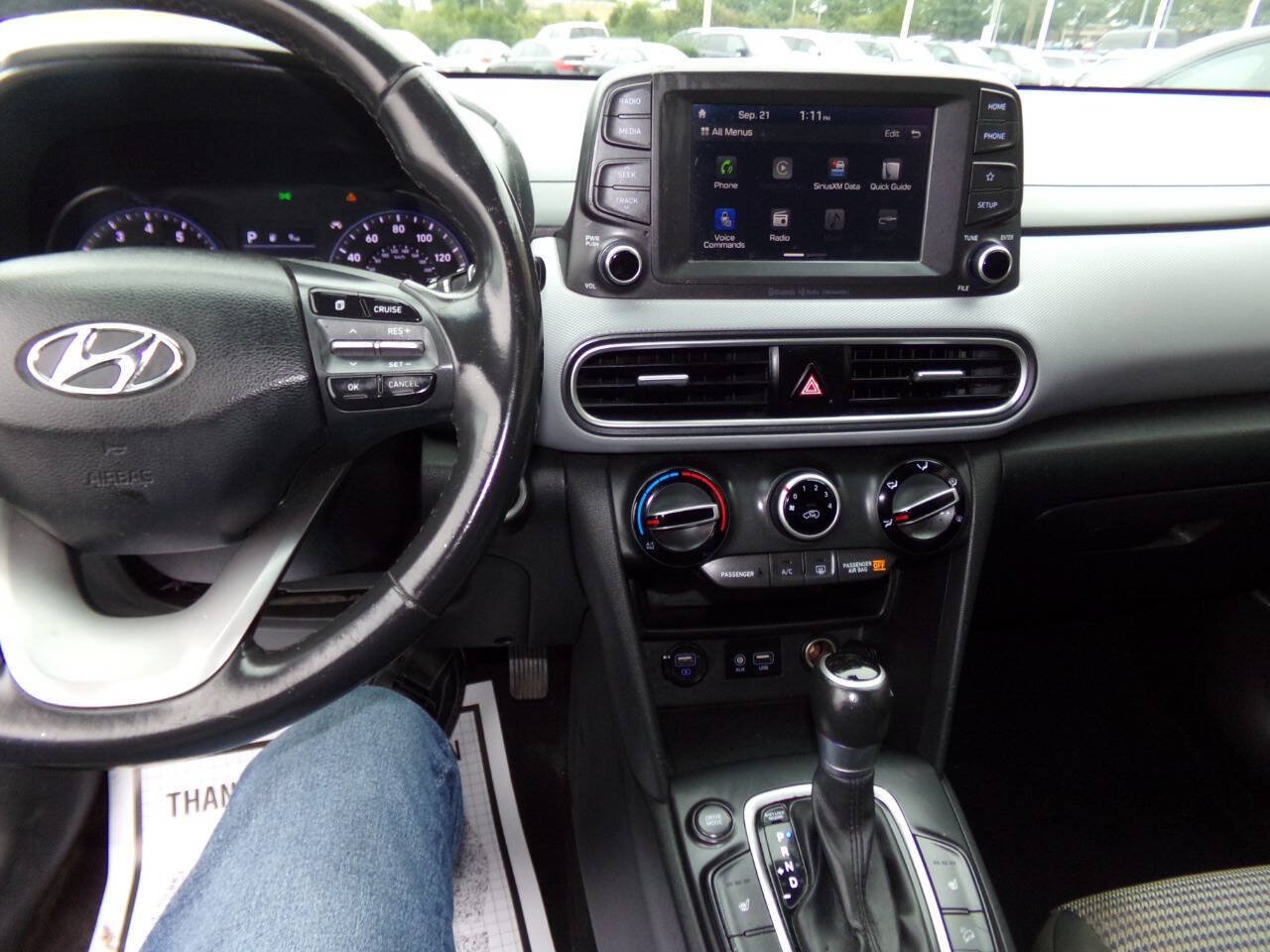 Used 2020 Hyundai Kona SEL FWD image 38