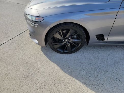 Used 2023 Genesis G70 2.0T w/ Sport Prestige Package RWD image 9