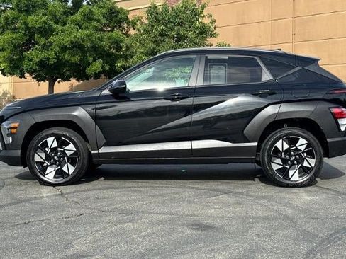 Used 2024 Hyundai Kona SEL AWD/4WD image 12