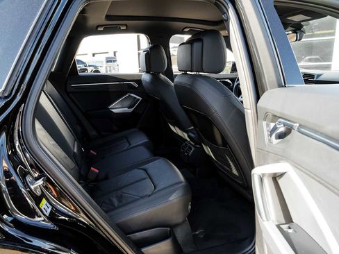 Used 2020 Audi Q3 2.0T Premium image 38