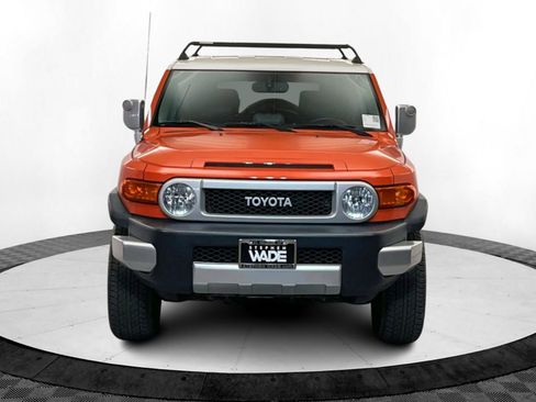 Used 2014 Toyota FJ Cruiser 4WD image 9