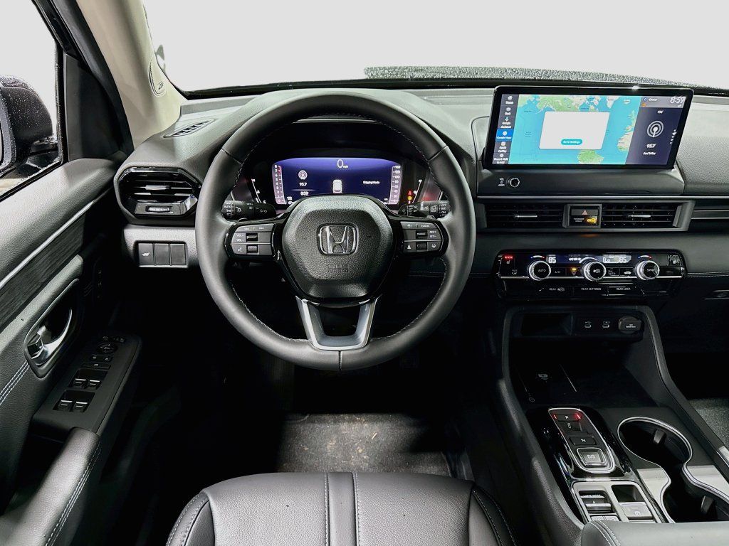 New 2026 Honda Pilot Touring image 17