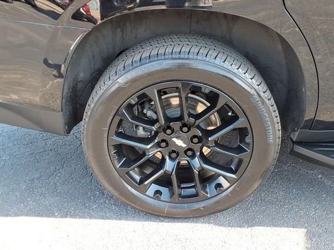 Used 2022 Chevrolet Tahoe RST w/ Sport Performance Package image 13