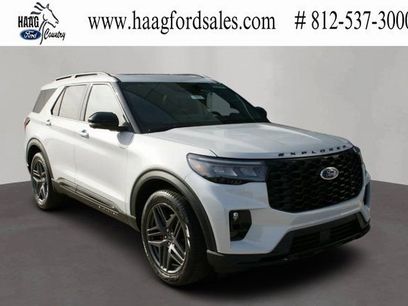 New 2026 Ford Explorer ST-Line w/ ST-Line Street Pack