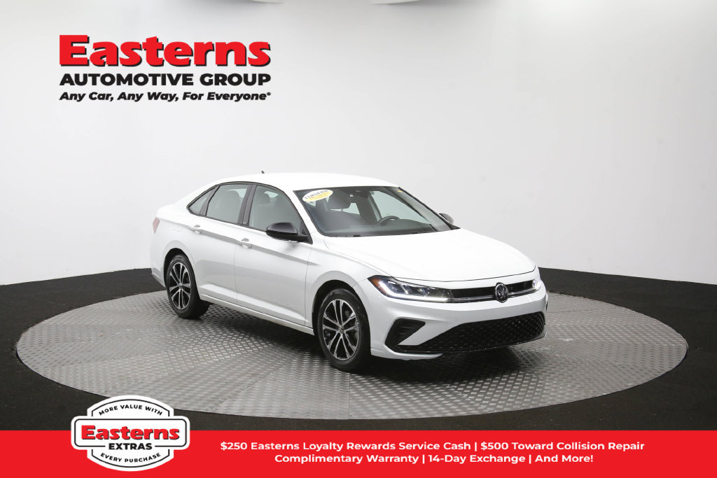 Used 2025 Volkswagen Jetta Sport FWD image 49