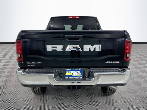 New 2026 RAM 2500 Big Horn AWD/4WD image 6
