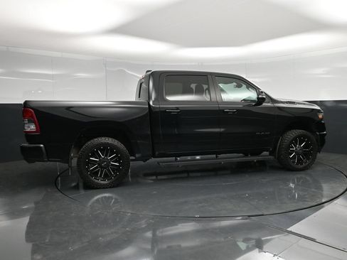 Used 2022 RAM 1500 Big Horn AWD/4WD image 4