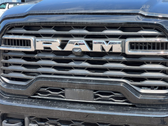 Used 2025 RAM 2500 Big Horn AWD/4WD image 34