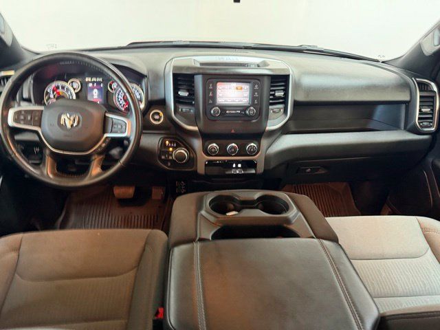Used 2024 RAM 1500 Big Horn AWD/4WD image 29