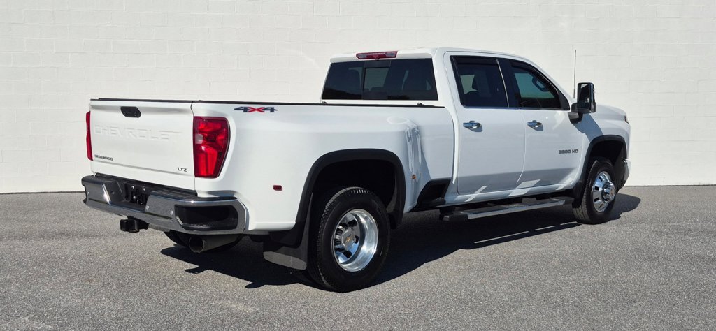 Used 2025 Chevrolet Silverado 3500 LTZ w/ LTZ Plus Package AWD/4WD image 18