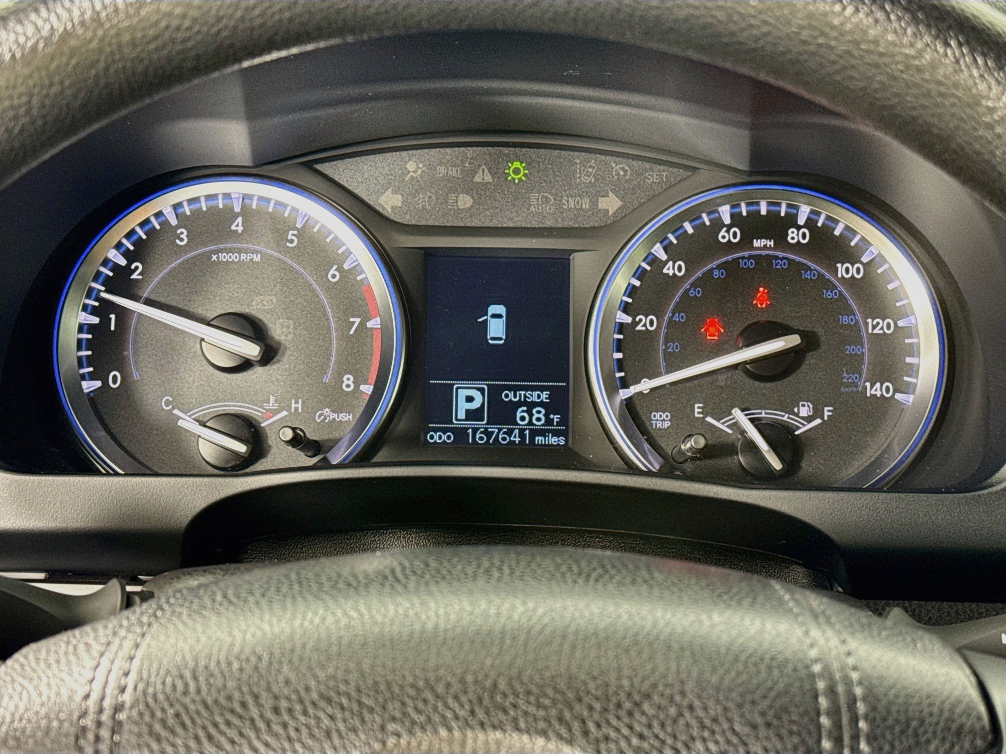 Used 2016 Toyota Highlander LE AWD/4WD image 12