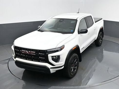 Used 2025 GMC Canyon Elevation image 19