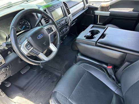 Used 2017 Ford F250 Lariat w/ Chrome Package AWD/4WD image 18