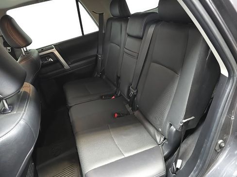 Used 2021 Toyota 4Runner Limited AWD/4WD image 32