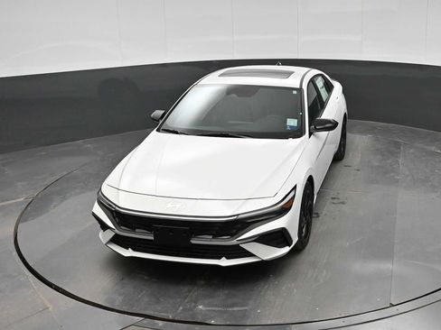 New 2026 Hyundai Elantra SEL Sport FWD image 31