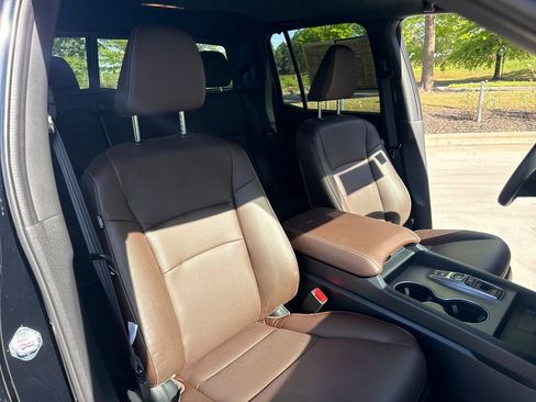 Certified 2025 Honda Ridgeline RTL image 30