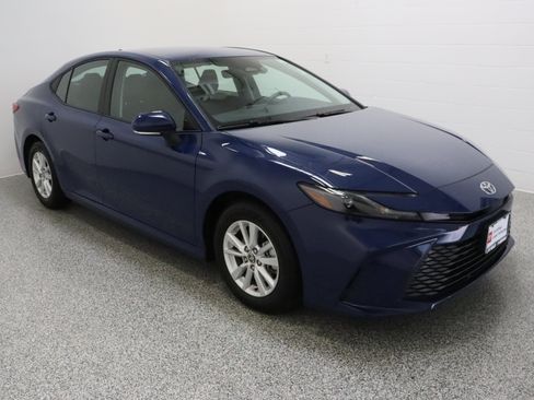 Certified 2025 Toyota Camry LE w/ Convenience Package FWD image 4