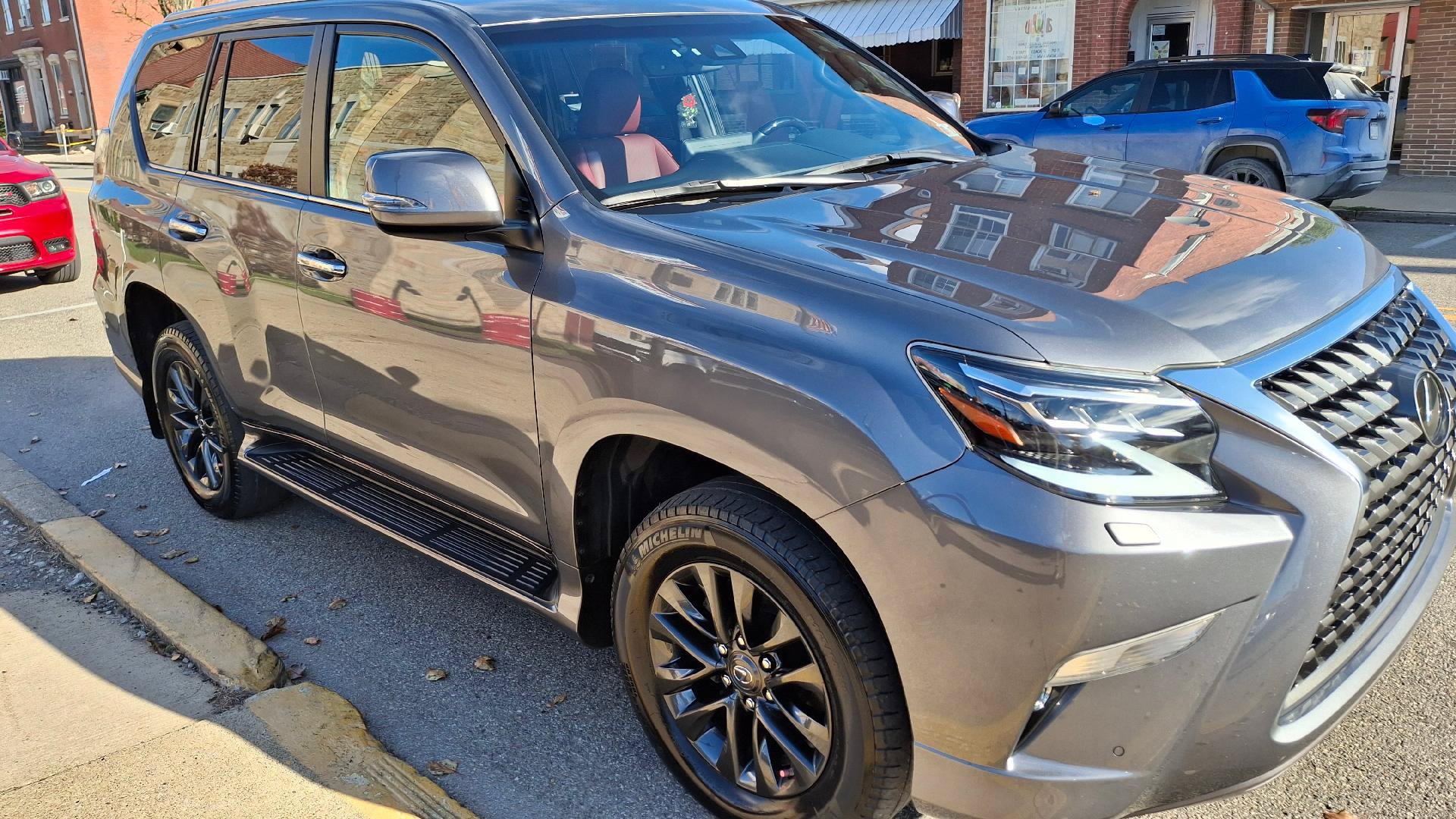 Used 2023 Lexus GX 460 Premium w/ Premium Plus Package AWD/4WD image 1