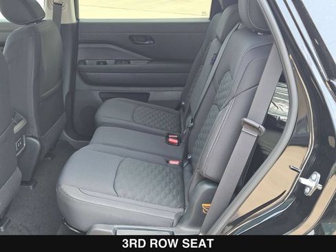 New 2026 Nissan Pathfinder SV FWD image 17